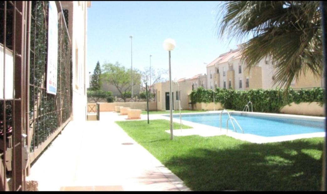 Apartamento En Aguadulce Almeria Ngoại thất bức ảnh